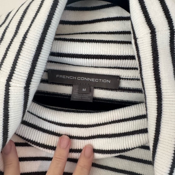 French Connection Black and White Striped Cowl Neck Sweater Size Medium - Picture 3 of 7
